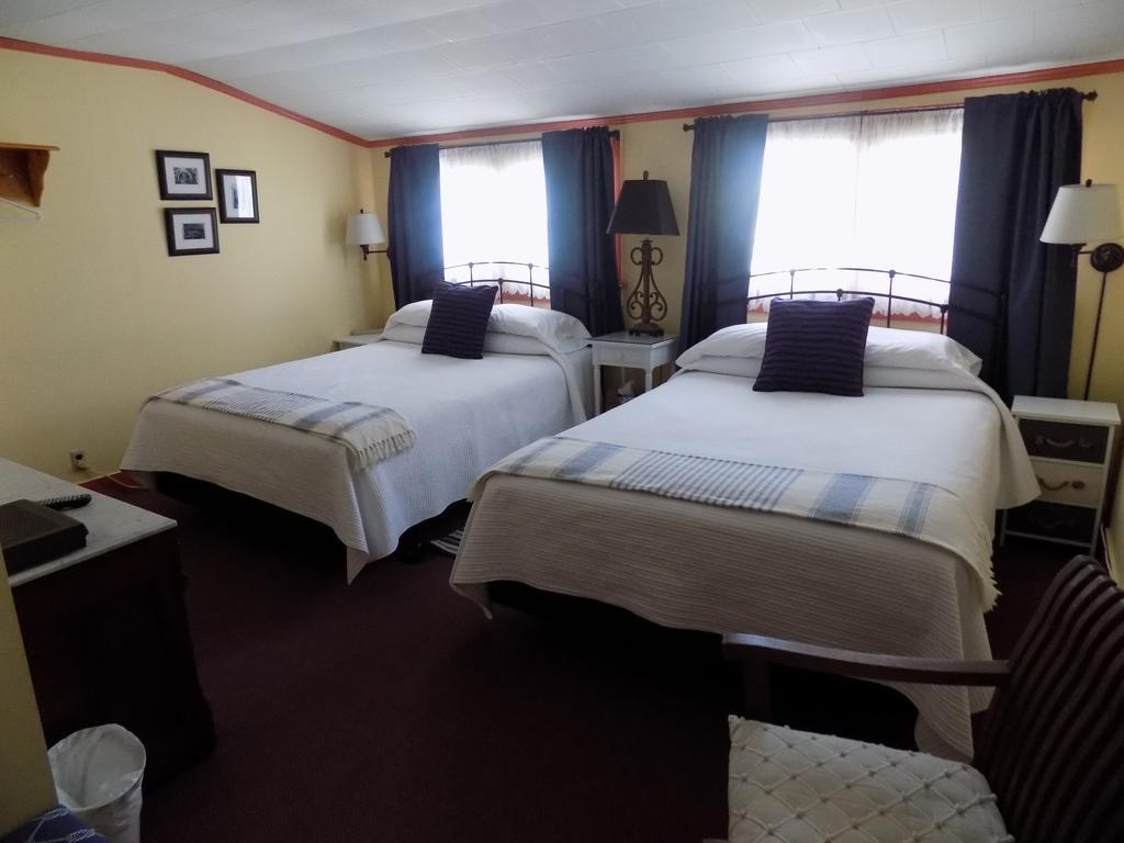 Wilderness Inn Bed And Breakfast North Woodstock Bagian luar foto